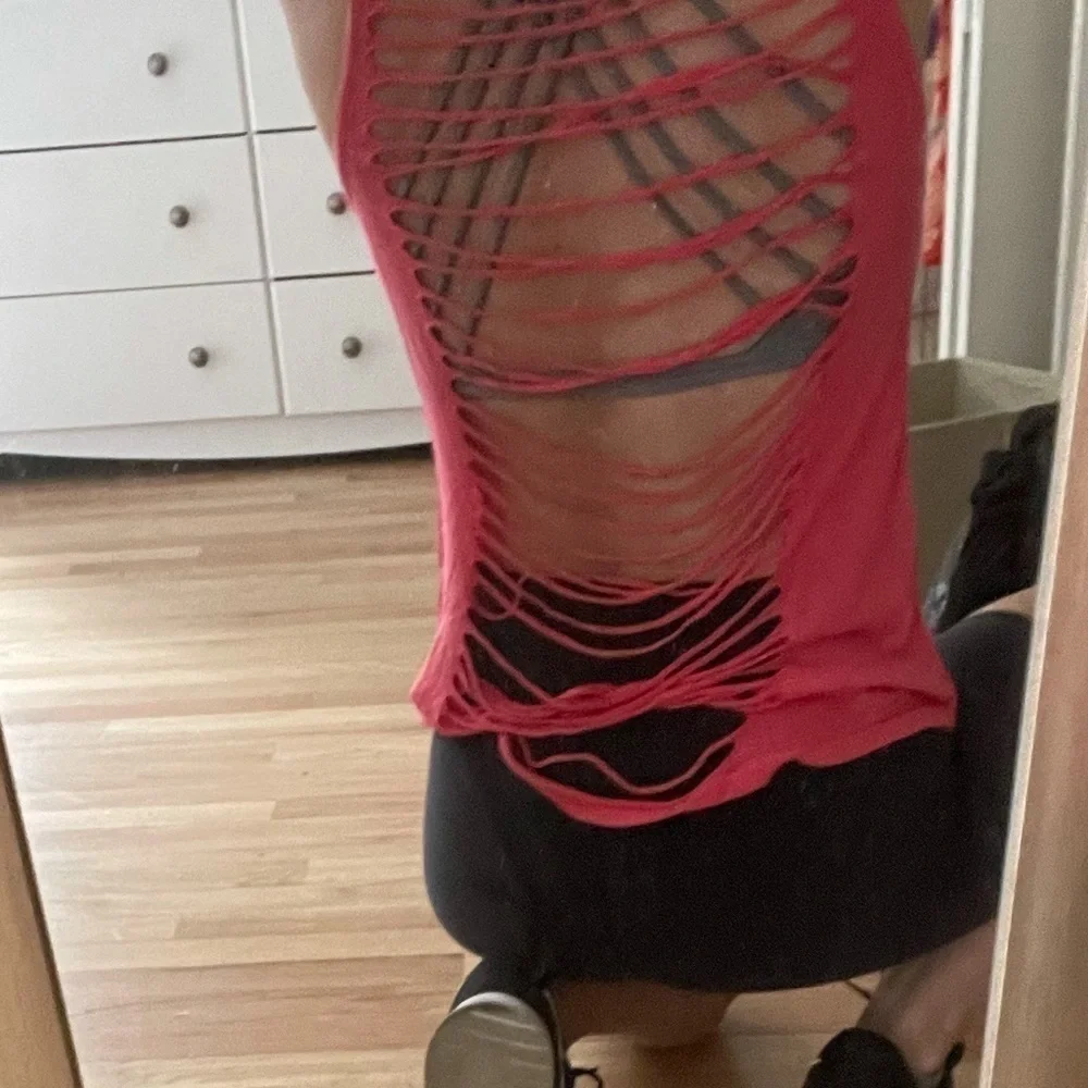 Red Open Back Workout Tank - Picture 3 of 3